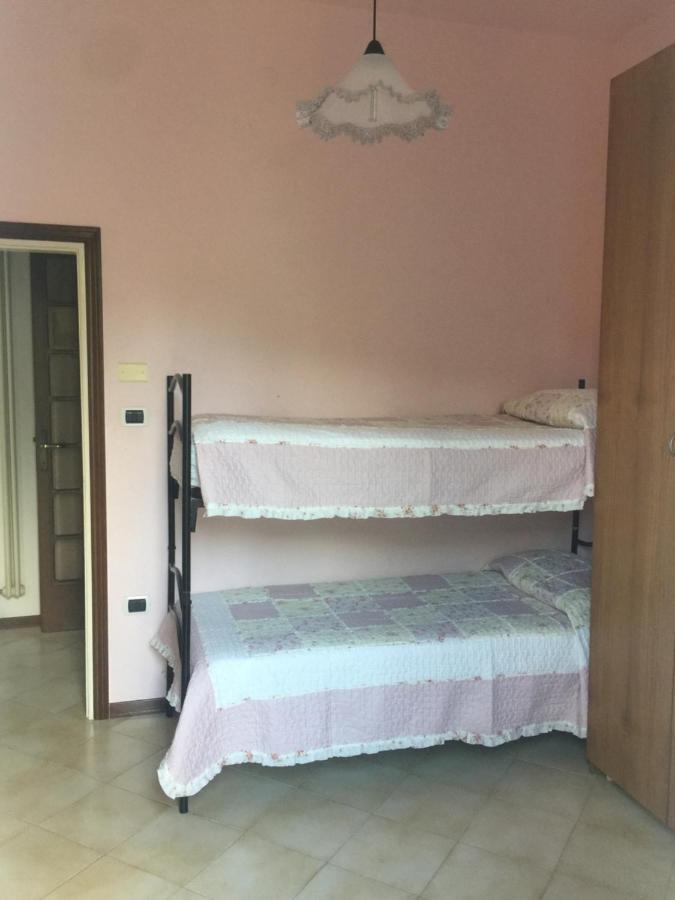 Apartamento La Casa Di Clara Rímini Exterior foto